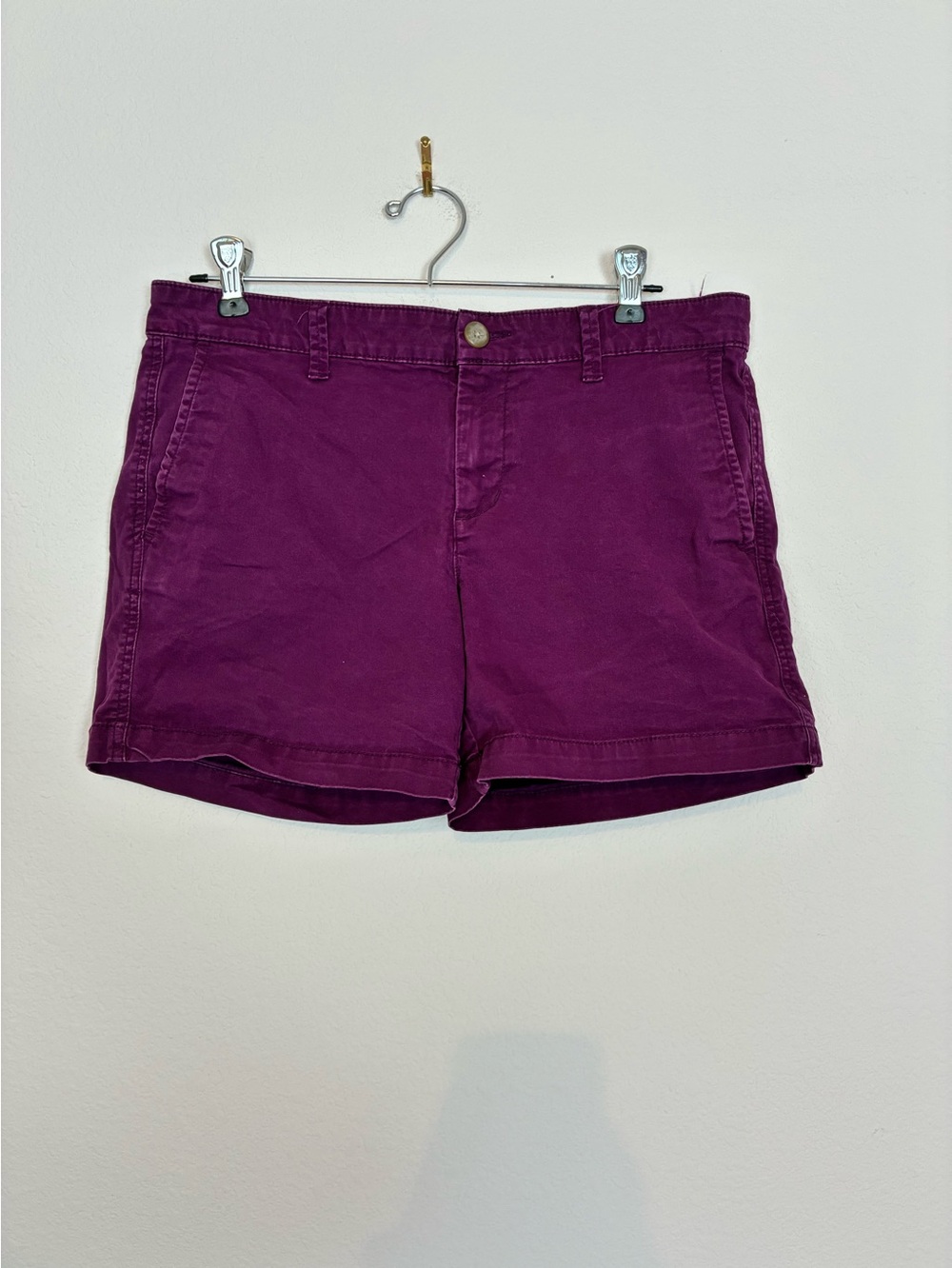 GAP Girlfriend Plum 5” Chino Shorts